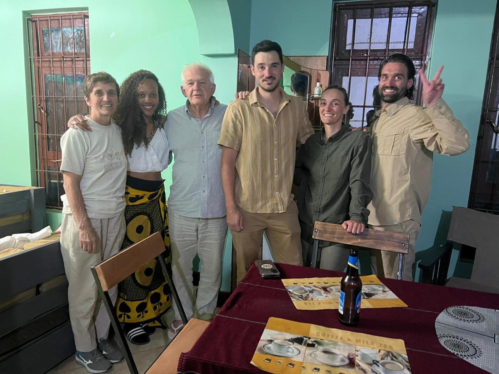 Ngorongoro Villa And Restaurant カラトゥ エクステリア 写真